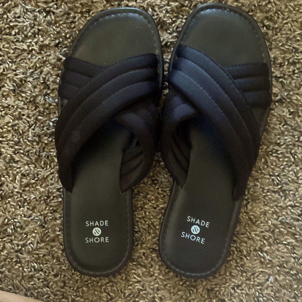 Shade & Shore black sandals